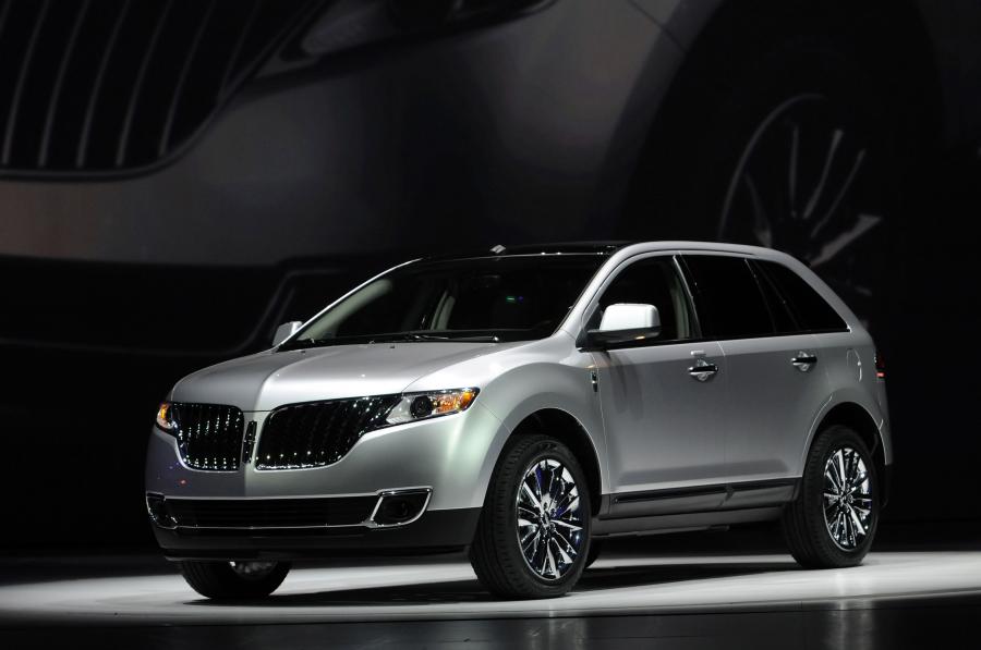  Lincoln MKX 2011 года  (фото 76 из 105)